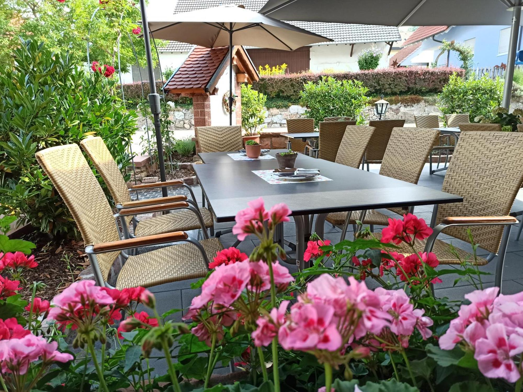 Hotel-Gasthof Rose Oberkirch  Zewnętrze zdjęcie