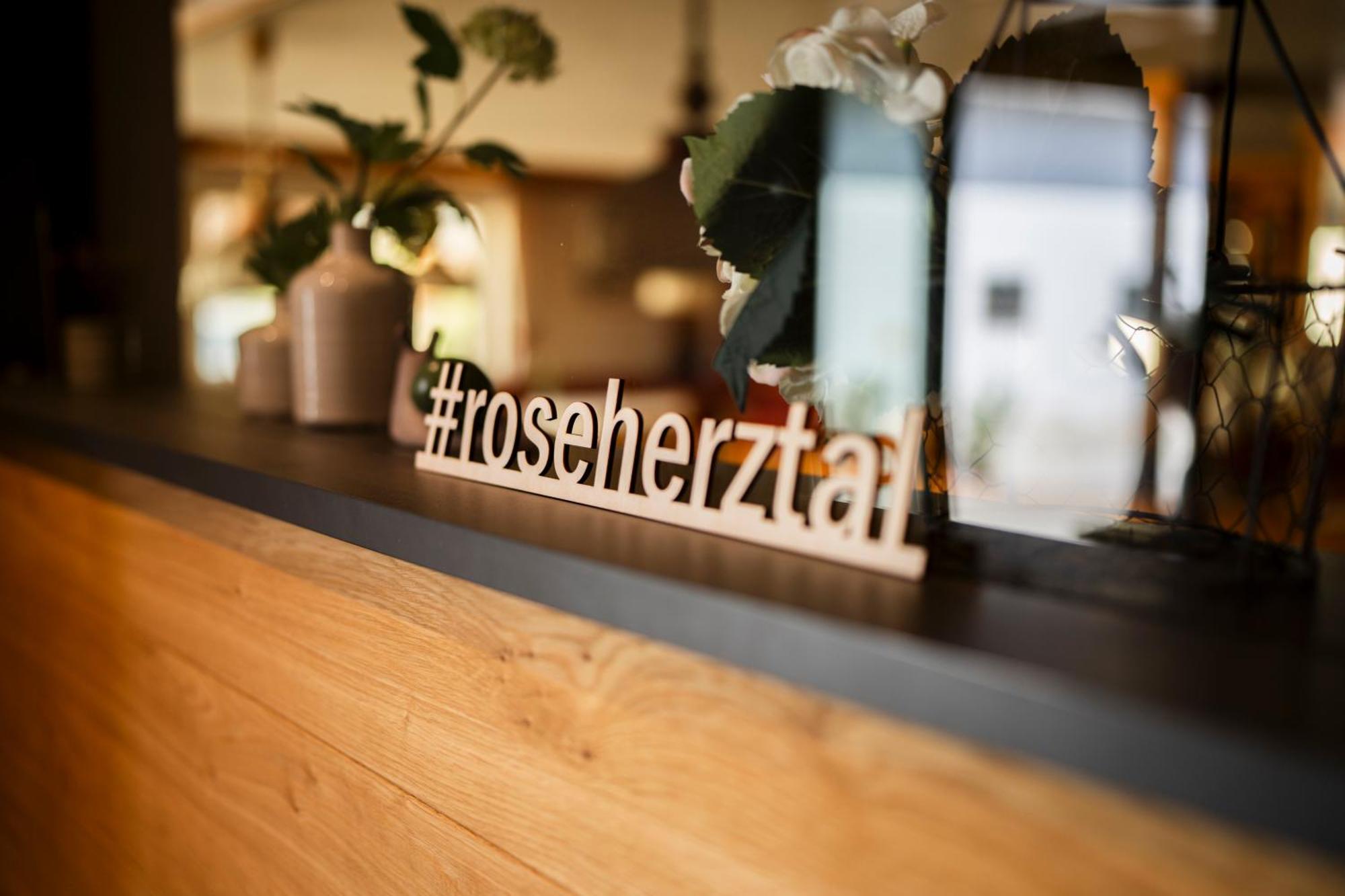 Hotel-Gasthof Rose Oberkirch  Zewnętrze zdjęcie